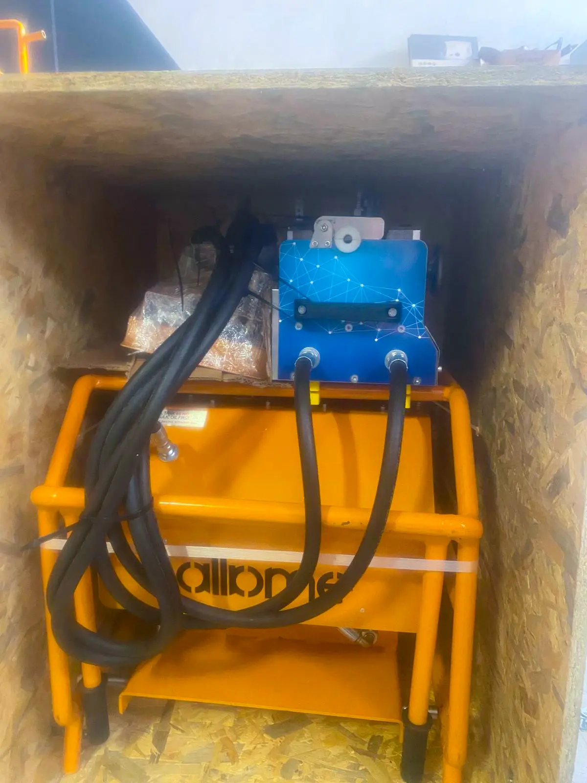 HYDROSKY Cable Blowing Machine Delivered to the United States of America HYDROSKY Cable Blowing Machine Delivered to the United States of America